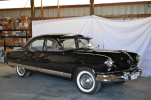 1951 Kaiser Manhattan 4Dr Sedan